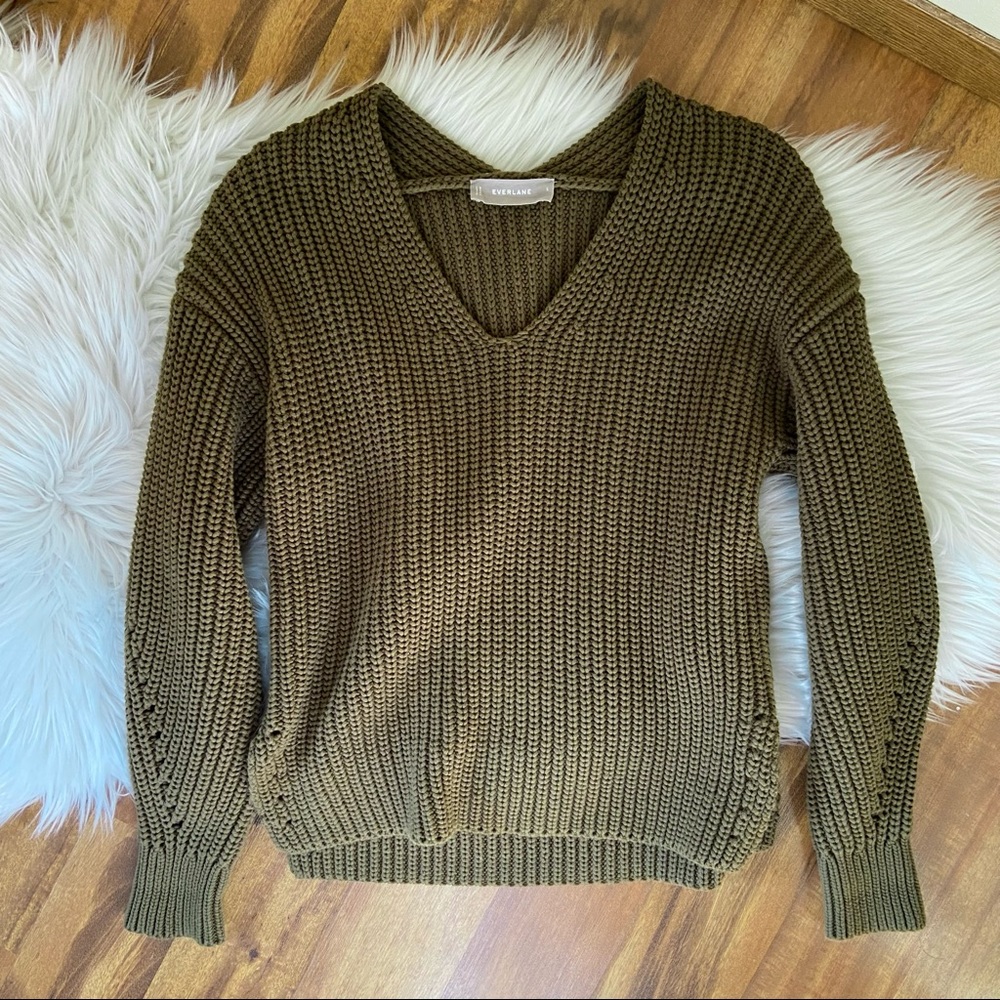 Everlane Texture Cotton V-Neck Sweater